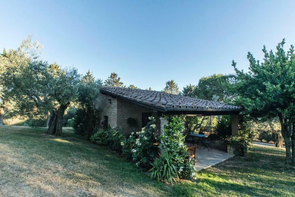 פרוג'ה Dimora Borgogni: Country House מראה חיצוני תמונה