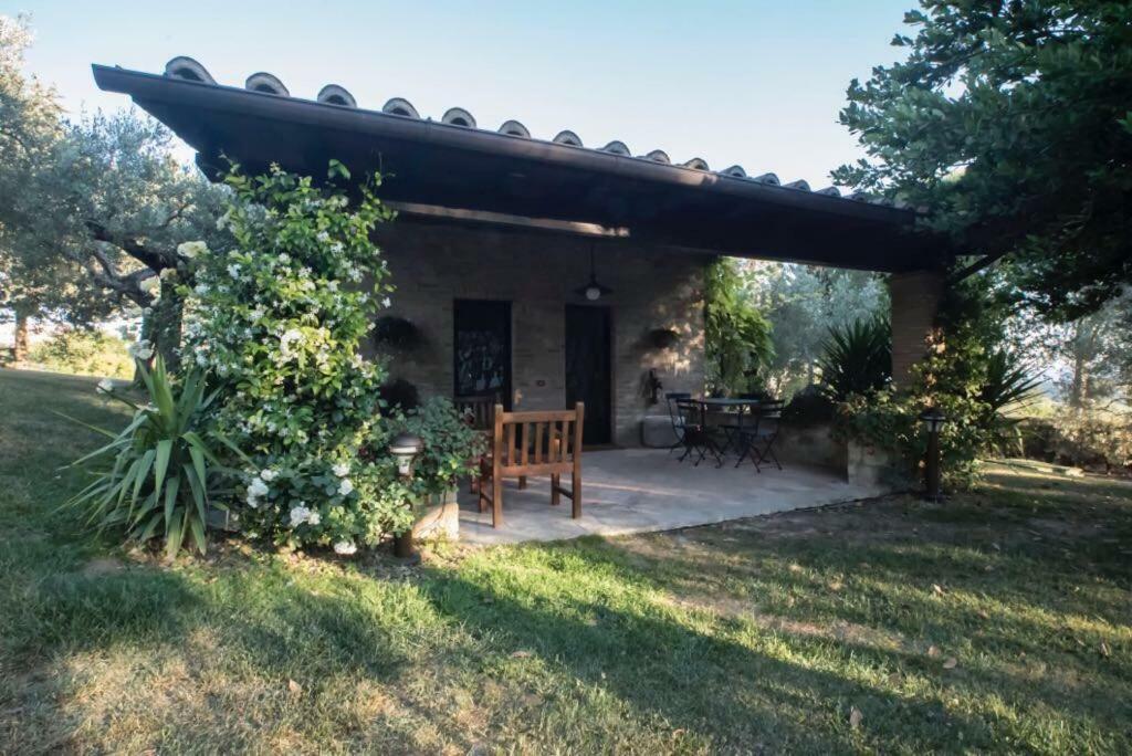 פרוג'ה Dimora Borgogni: Country House מראה חיצוני תמונה